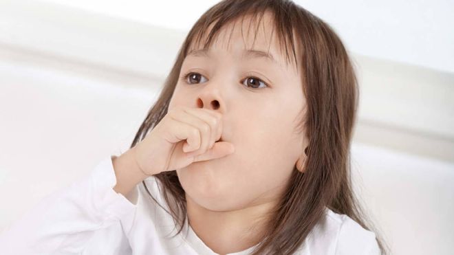 Trẻ bị viêm đường hô hấp trên thường có dấu hiệu ho