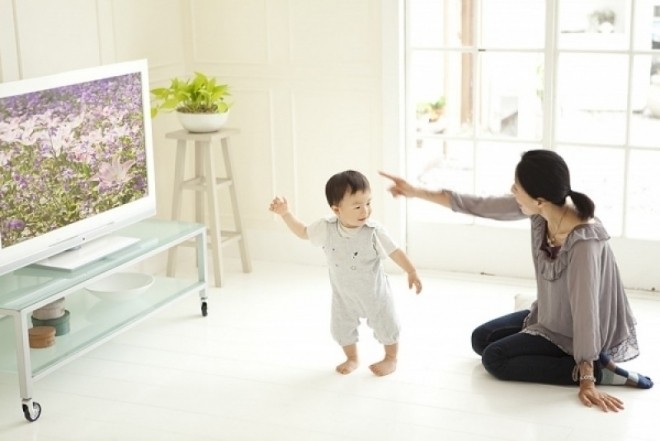 hạn chế cho trẻ tiếp xúc công nghệ