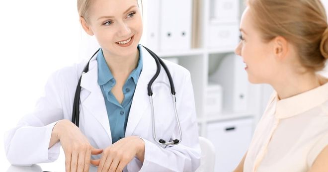 nếu cơn đau kéo dài thì nên tới bác sĩ để siêu âm