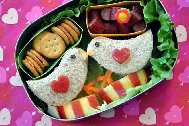 cơm bento tình yêu dễ thương
