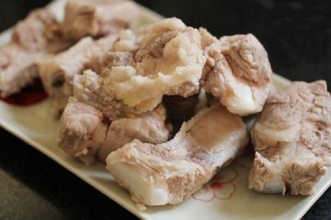 luộc sườn