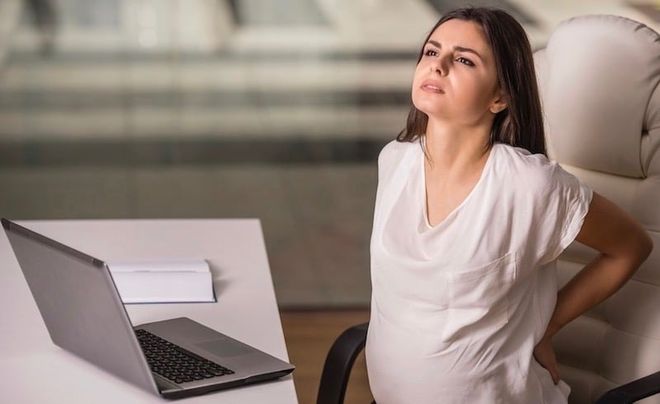 mẹ bầu tránh ngồi một tư thế quá lâu