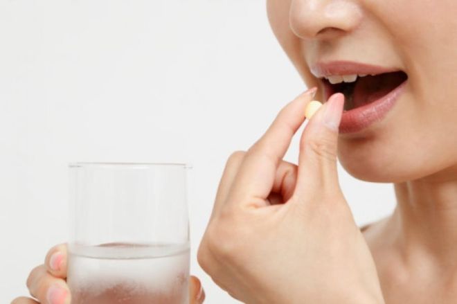 Bạn có thể dùng thuốc giảm đau để giảm đau bụng khi hành kinh