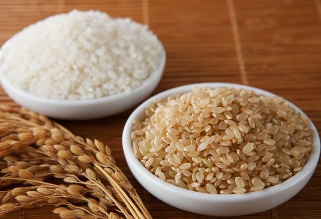 gạo lứt tốt hơn gạo trắng