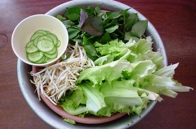 rau sống ăn kèm