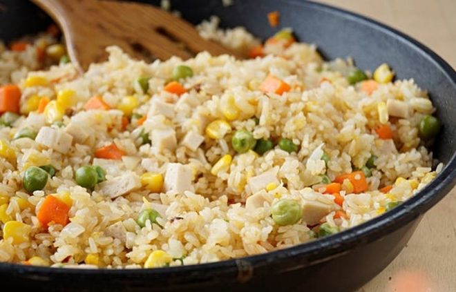 cách làm cơm rang thập cẩm kiểu 1