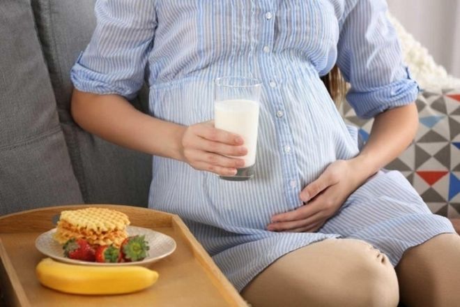 Mẹ bầu nên đảm bảo dinh dưỡng trong giai đoạn cho con bú và mang thai cùng lúc
