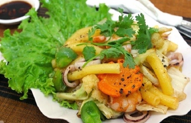 xào hải sản