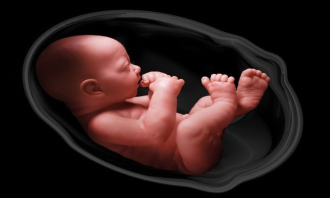 Nước ối nhiều có ảnh hưởng đến thai nhi