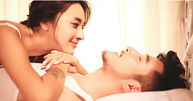 quan hệ ba tháng giữa