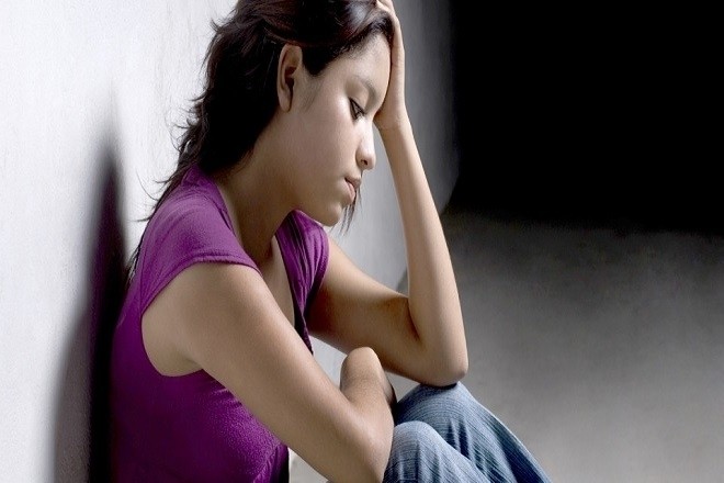 phụ nữ lo lắng khi bỏ thai