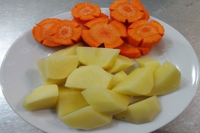 khoai tây cà rốt