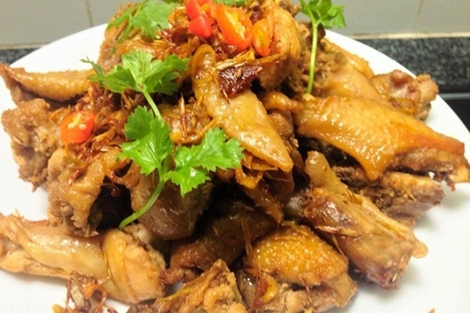 món gà kho hoàn thành