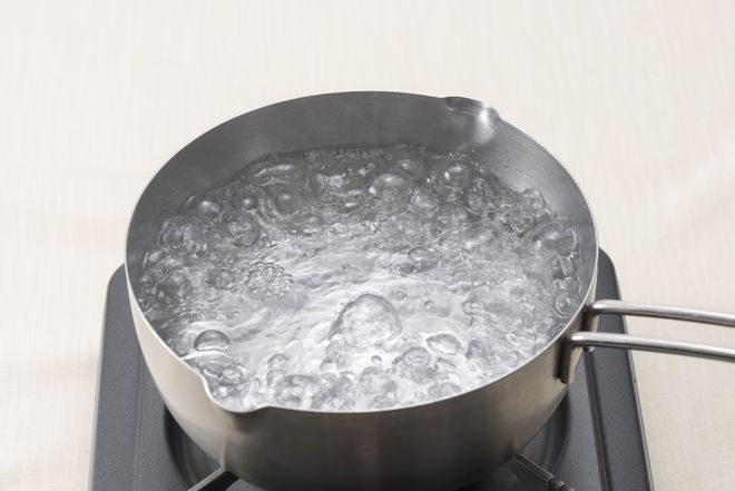nồi nước sôi