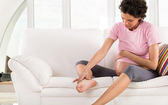 mẹ bầu thường bị giãn tĩnh mạch khi thai nhi 20 tuần tuổi