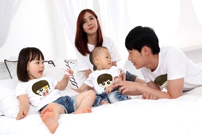 mỗi gia đình nên chỉ có 2 con