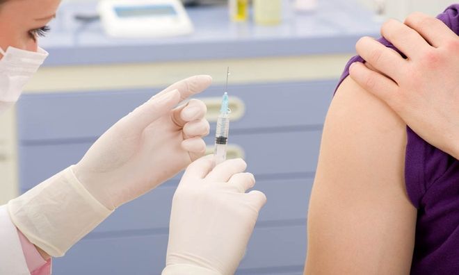 bà bầu tiêm phòng bệnh uốn ván