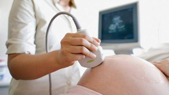Mẹ siêu âm ở các tuần cuối để có lời khuyên bác sĩ