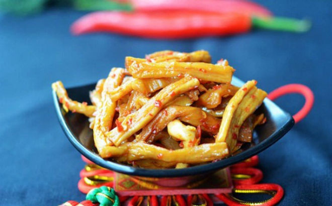 củ cải muối kèm chua ngọt