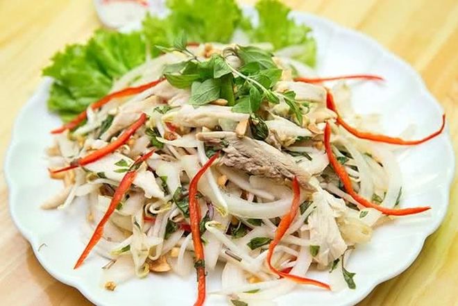 cách làm nộm gà hành tây