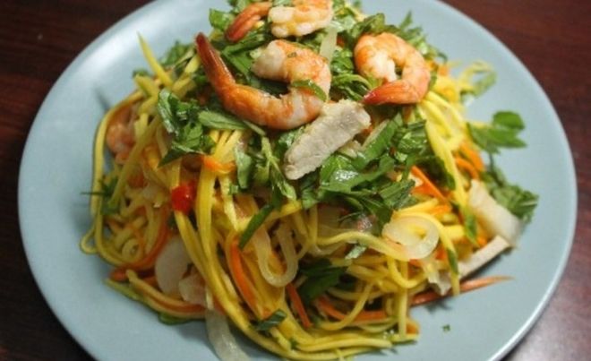 cách làm nộm xoài tôm thịt