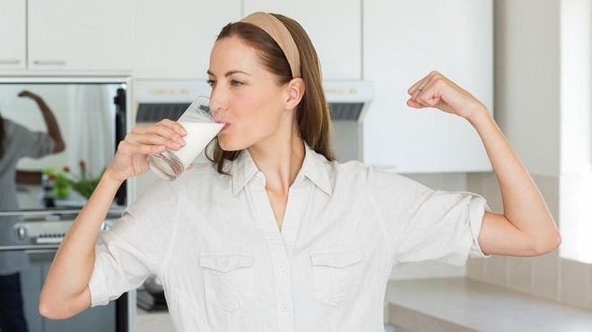nên uống sữa lúc nào là tốt cho sức khỏe bà bầu và thai nhi