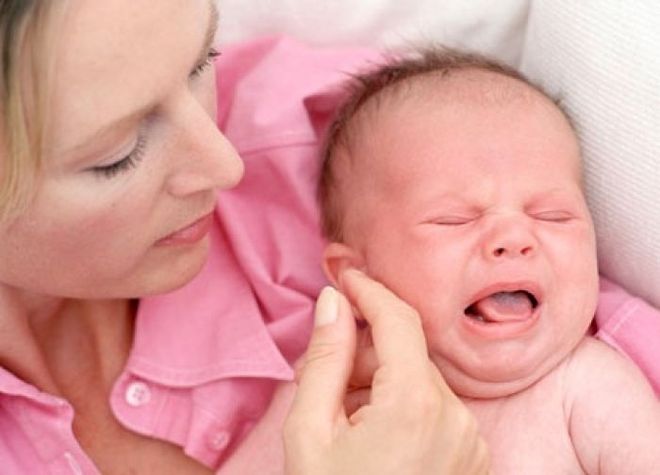 bé ho nhiều chảy mũi do viêm xoang