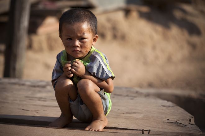trẻ tổn thương