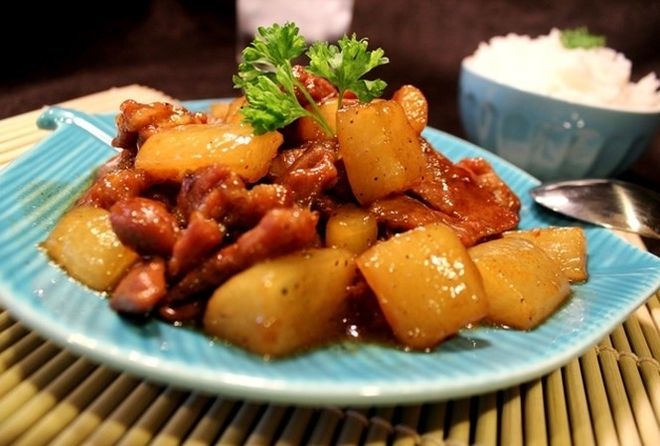 bò kho củ cải