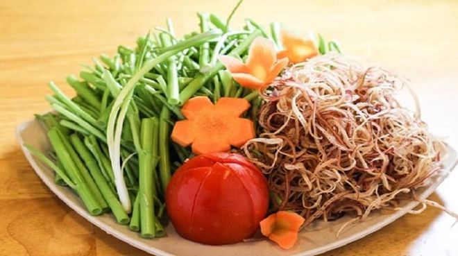 sơ chế rau ăn lẩu cá