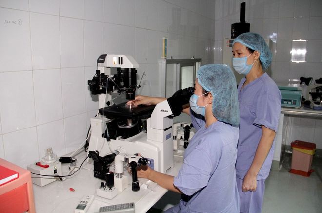 kiểm tra mẫu tinh trùng
