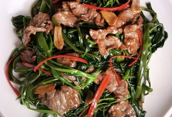 rau muống xào thịt bò