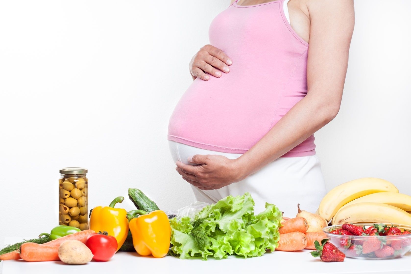 Mẹ bầu nên chú ý chế độ thực đơn hợp lý để đảm bảo sưc khỏe cho bản thân & thai nhi