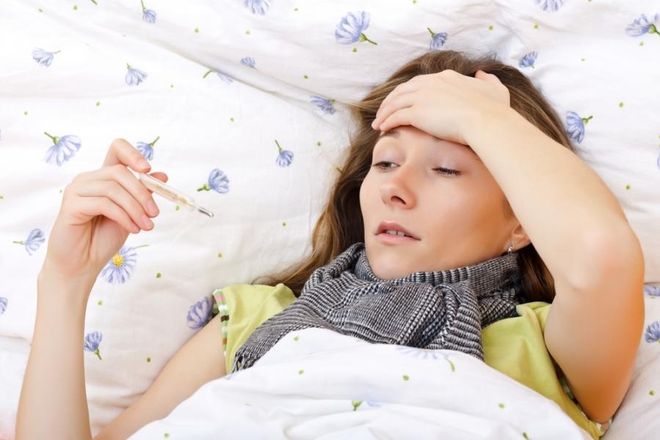 Mẹ bầu cần hết sức lưu ý khi có dấu hiệu bị sốt