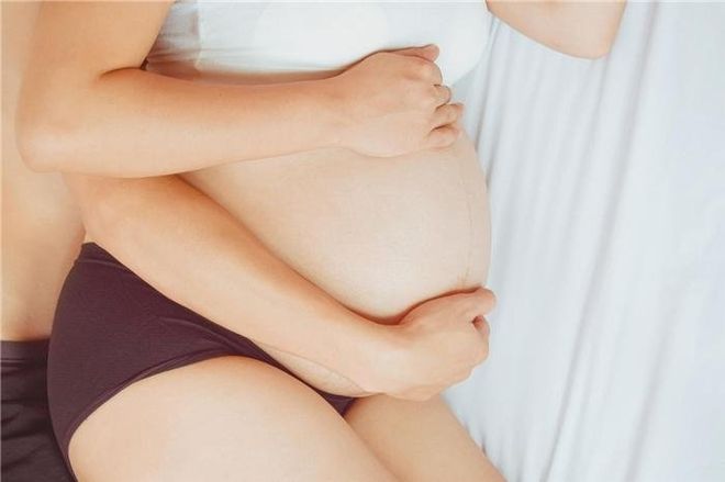tính tuổi thai theo ngày quan hệ và rụng trứng