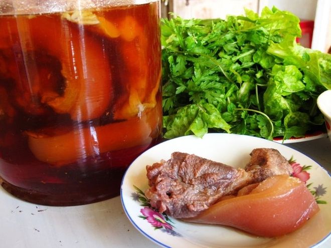 Thịt ngâm nước mắm trong hũ thủy tinh sau 1 tuần có thể ăn