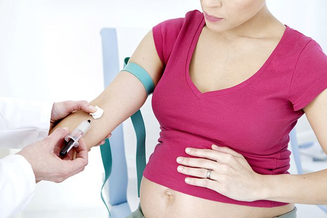 bà bầu tiêm vắc-xin