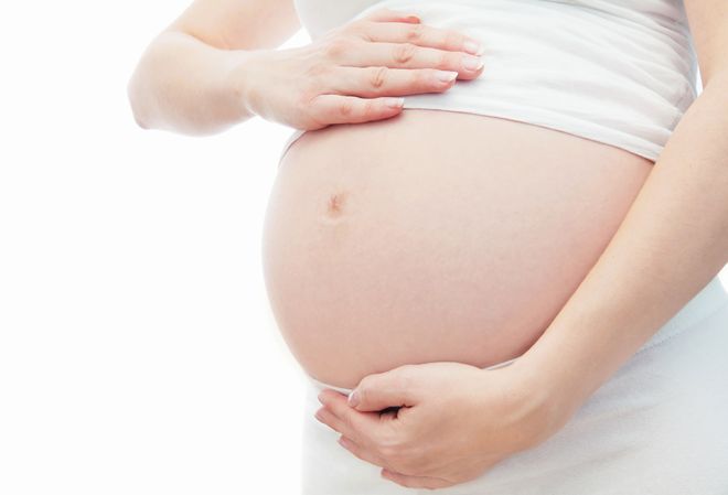 Mẹ bầu đã tăng nhiều ký, vùng ngực, bụng và mông to lên trông thấy