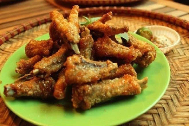 chân gà rang muối