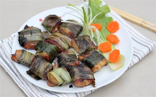 Cách nướng thịt heo cuốn lá nếp