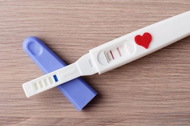 que thử thai xuất hiện hai vạch