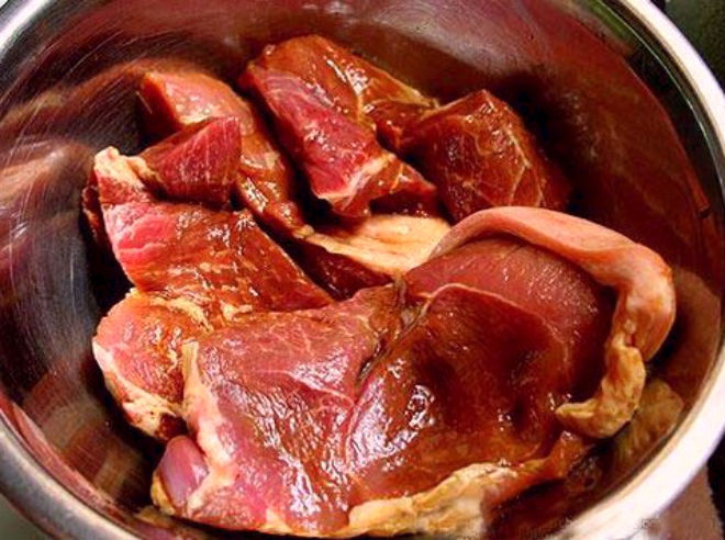 thịt ba chỉ ướp với sốt hoisin