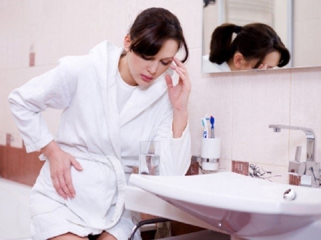 Ra dịch nhầy kèm hoa mắt chóng mặt là biến chứng nguy hiểm