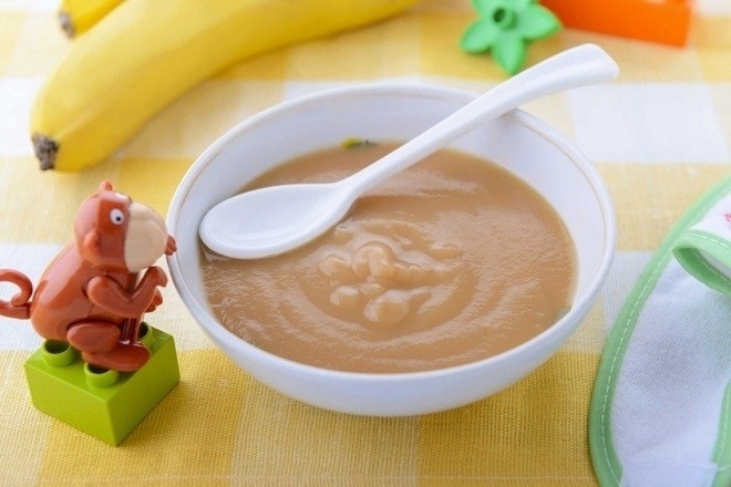 cháo ăn dặm cho bé 5 tháng tuổi