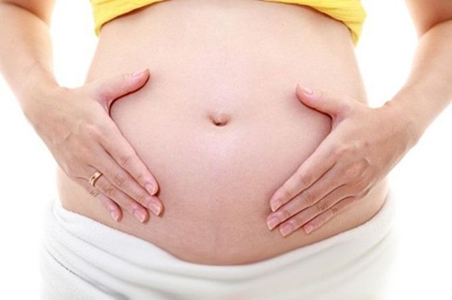 nhận biết ngôi thai ngược