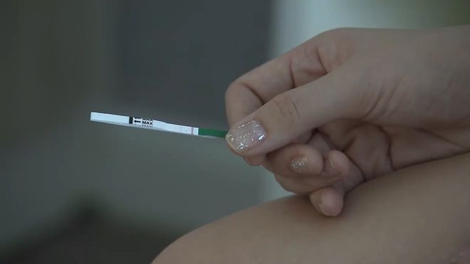 Que thử thai kém chất lượng khiến kết quả không chính xác.