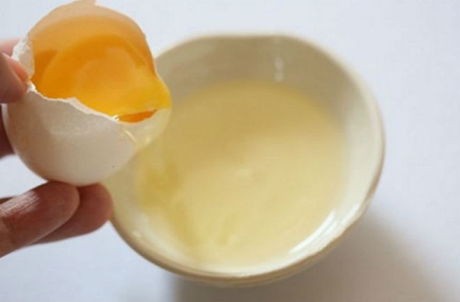 lòng trắng trứng gà