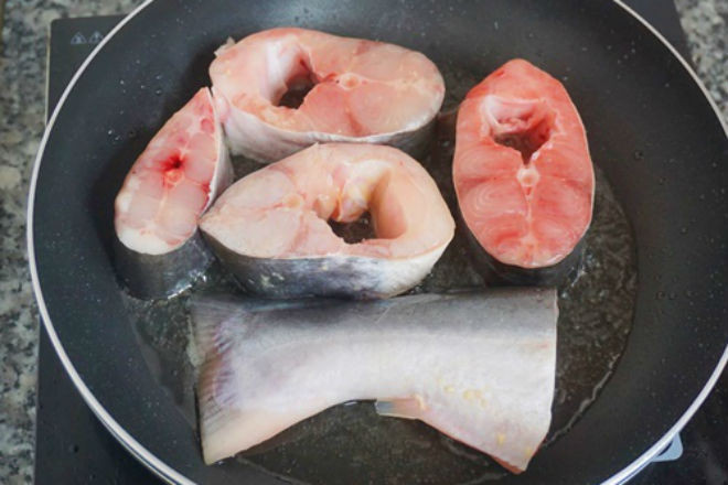 chiên cá basa