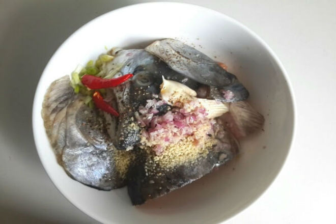 đầu cá hồi
