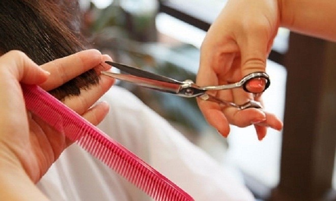 Bà bầu nên chọn những kiểu tóc ngắn gọn gàng